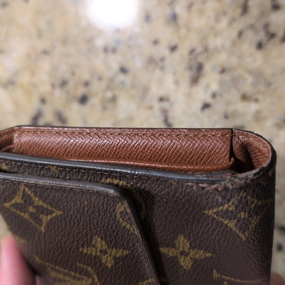 Louis Vuitton Brown Monogram Wallet Classic Design. Authentic - Picture 6 of 7